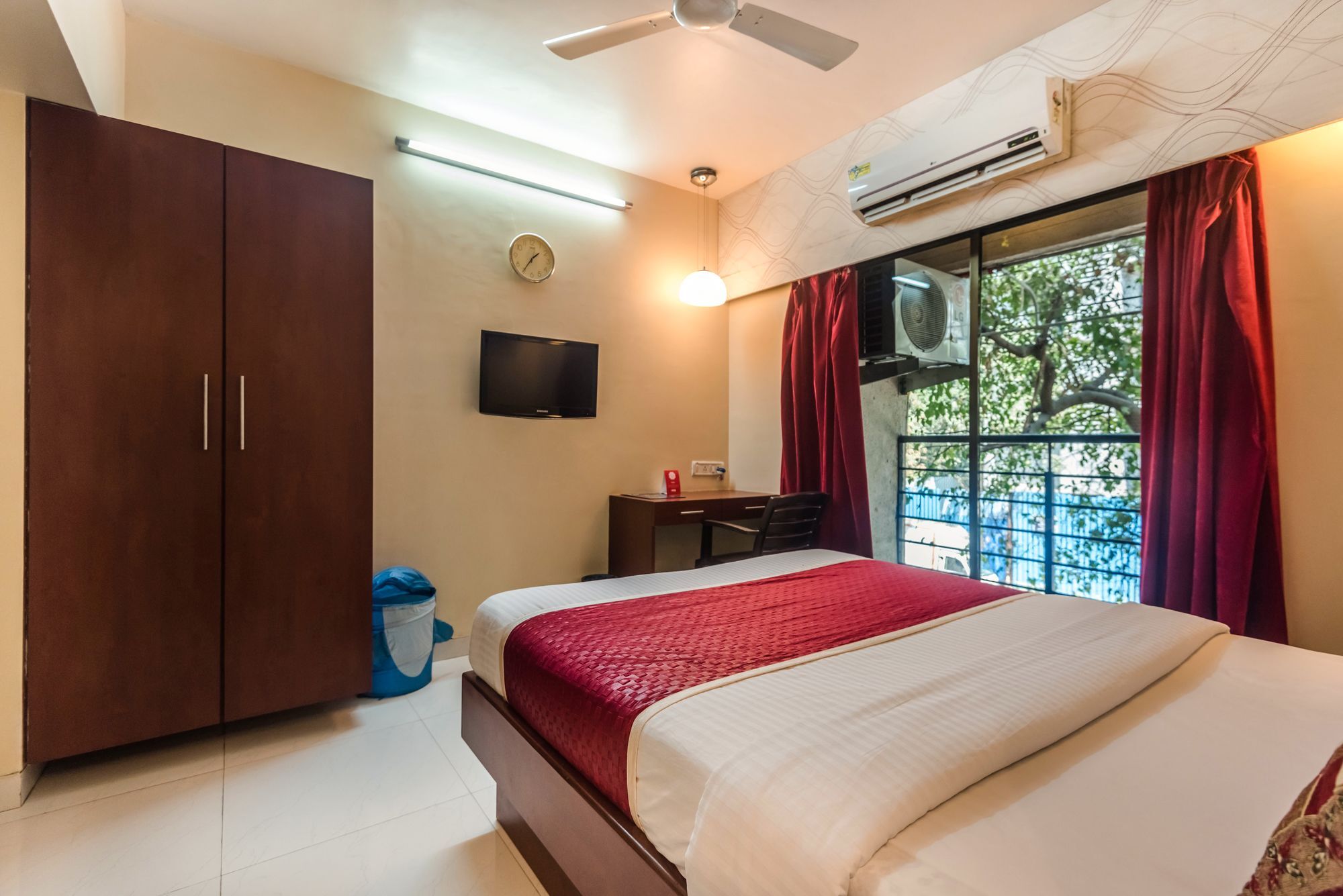 Konark Apartment Malad Exterior photo